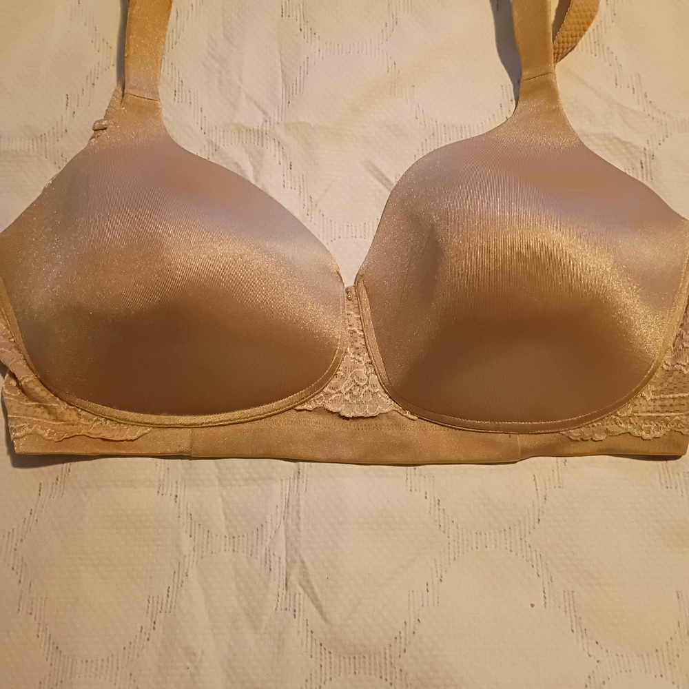 Vanity Fair Tan Women's Bra